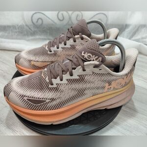 HOKA Womens Clifton 9 GTX Gore-Tex Running Shoe Pearl & Quartz SIZE WOMENS 8B